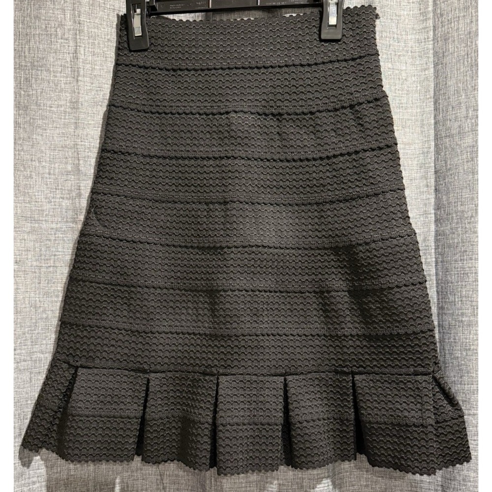 WILDCAT Skirt Juniors Size Medium Black textured Pleated Zipper 11.5"x20.5"